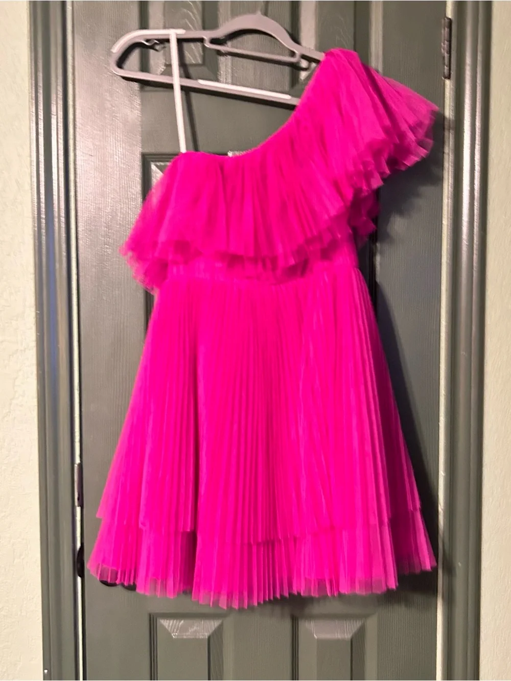 Monique Lhuillier Girls One-Shoulder Ruffle Tulle Dress in Hot Pink